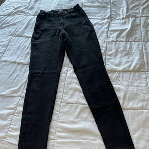 Womens size 7 high rise skinny leg jeans